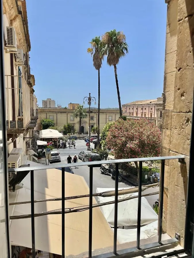 Oda ve Kahvaltı Hercules Suites Noto